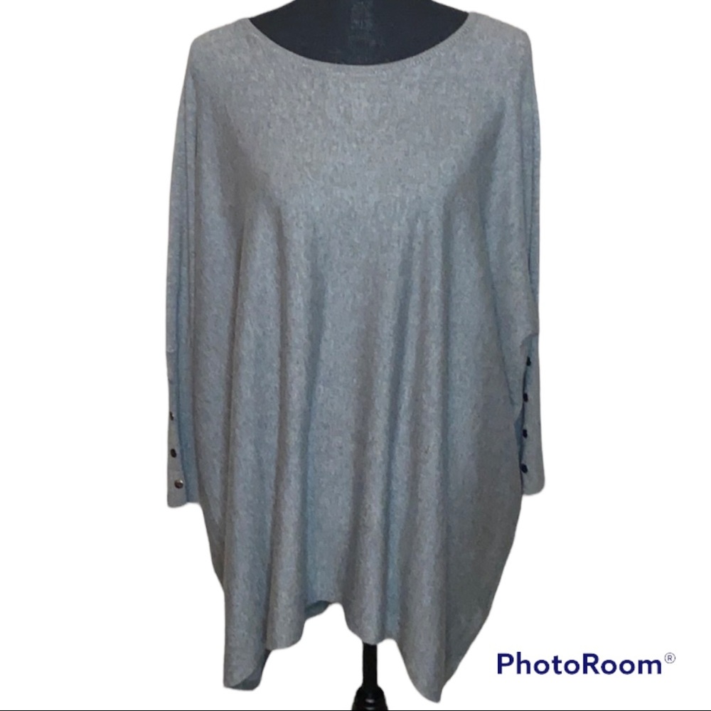 Jennifer Lopez Oversized Sweater